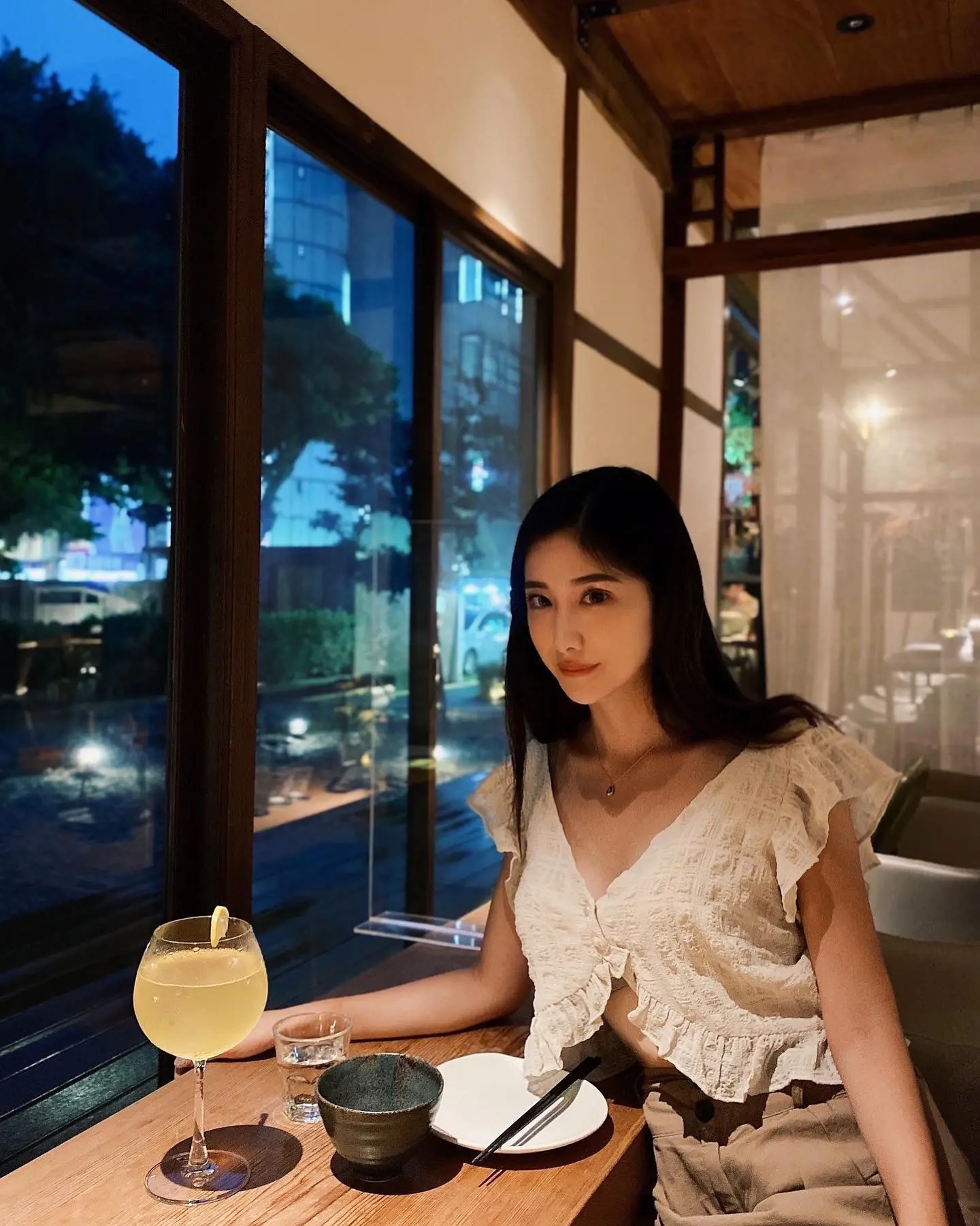 <p>优雅气质 辣妹穿搭 名媛气质 温柔风 港味复古 <!--{img...