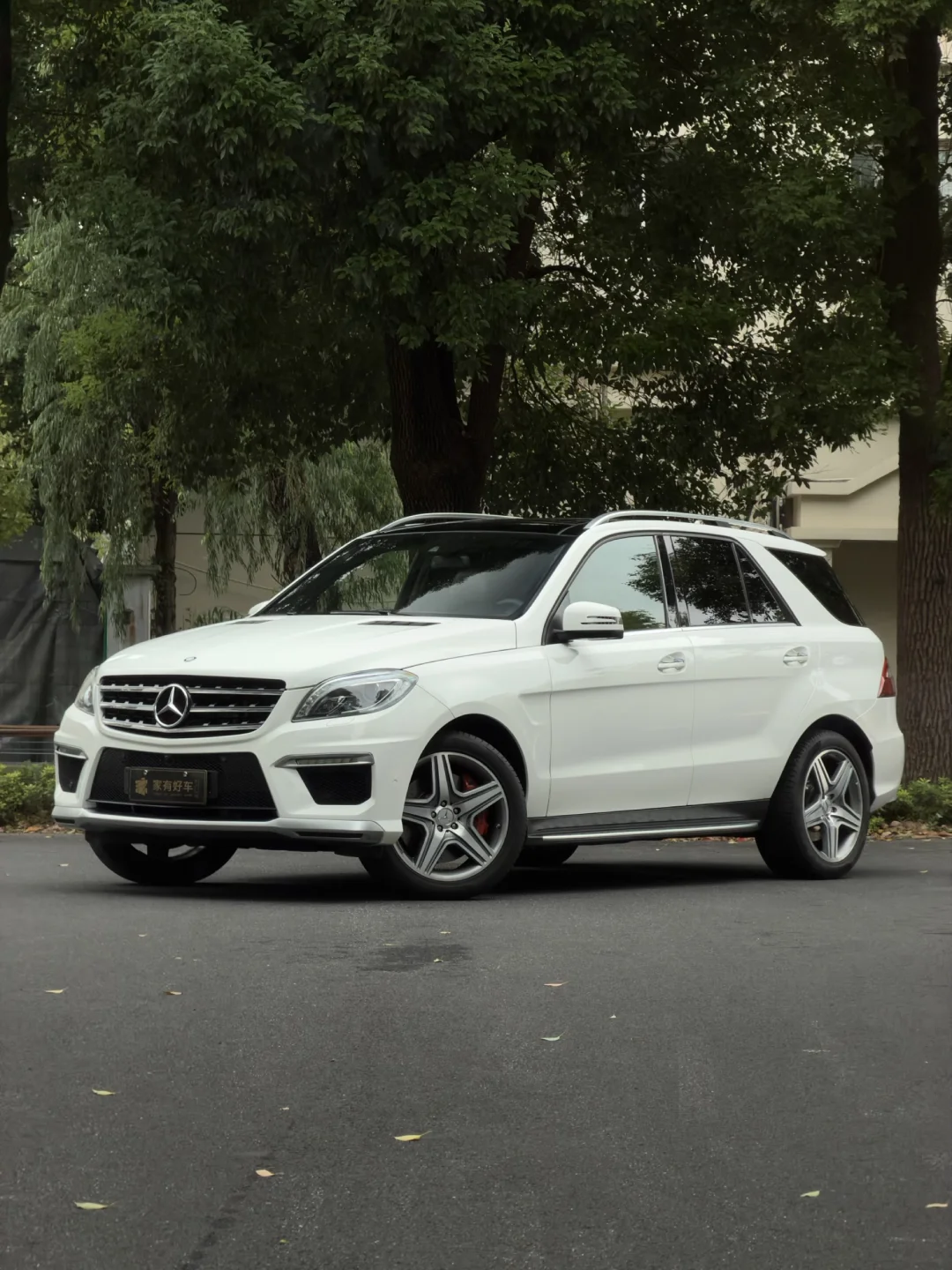 16年 奔驰ML级AMG 5.5T双涡轮V8 西装暴徒