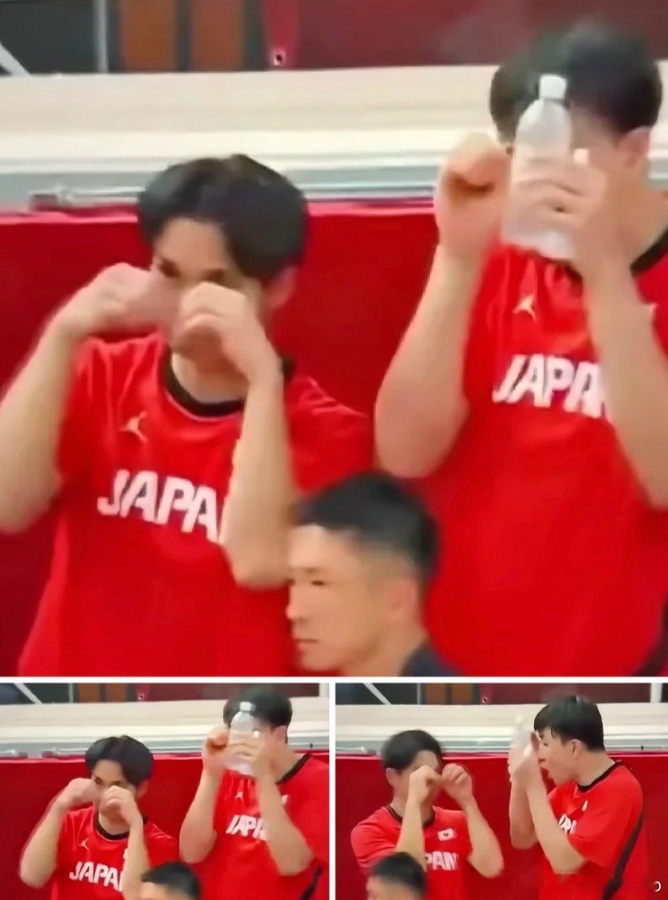 #郭士强 下课##中国男篮惨败日本男篮#
中国男篮创造了历史上对日本队最惨的一次失利，他不是郭士强下课就能解决的。

咱们男篮跟主力没来的#男篮 日本二队#都根本不是一个档次，节奏完全跟不上。

人家传到球快到咱们跟不上，球到任何人手上丝毫不停留不是传就是突，没等咱们反应呢机会就出来了。

咱 ​
