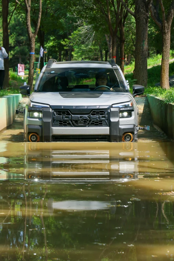 #上海安吉斯巴鲁 #汽车遇见摄影 #汽车拍摄 #越野房车 #驰骋世界屋脊 #安吉斯鸿斯巴鲁专营店 #就像卫士一样 #士在天地间 #汽车摄影超酷 #硬派越野