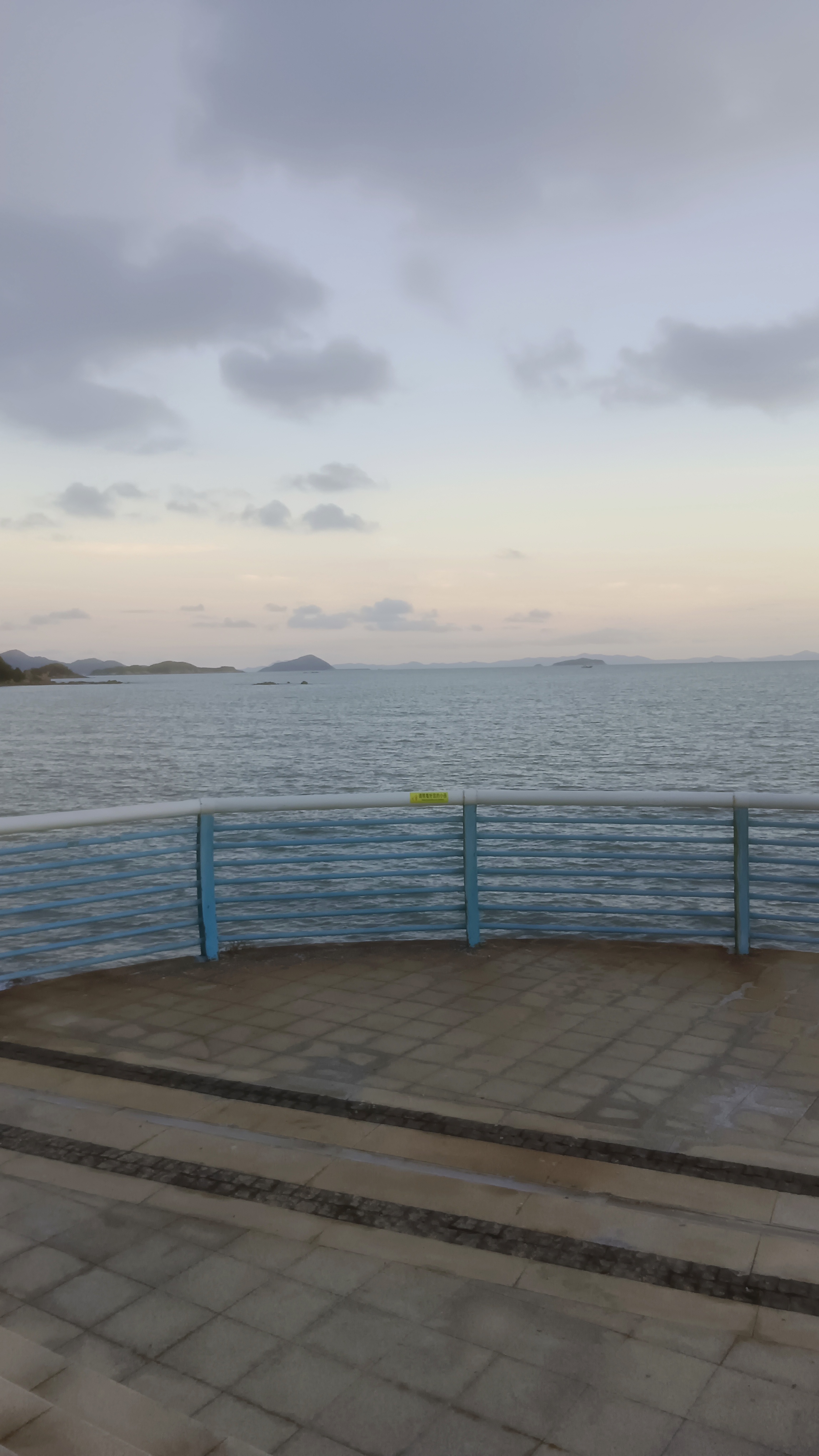 <p>女人怎么穿着打扮会有气质 <!--{img:0}--></p><...