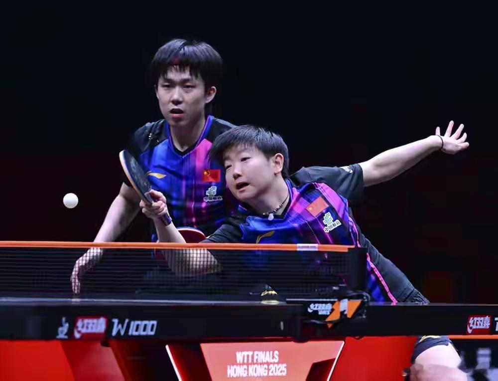 王者会师巅峰对决！莎头组合横扫日本强势冲冠，今晚21点再战韩国劲敌剑指...