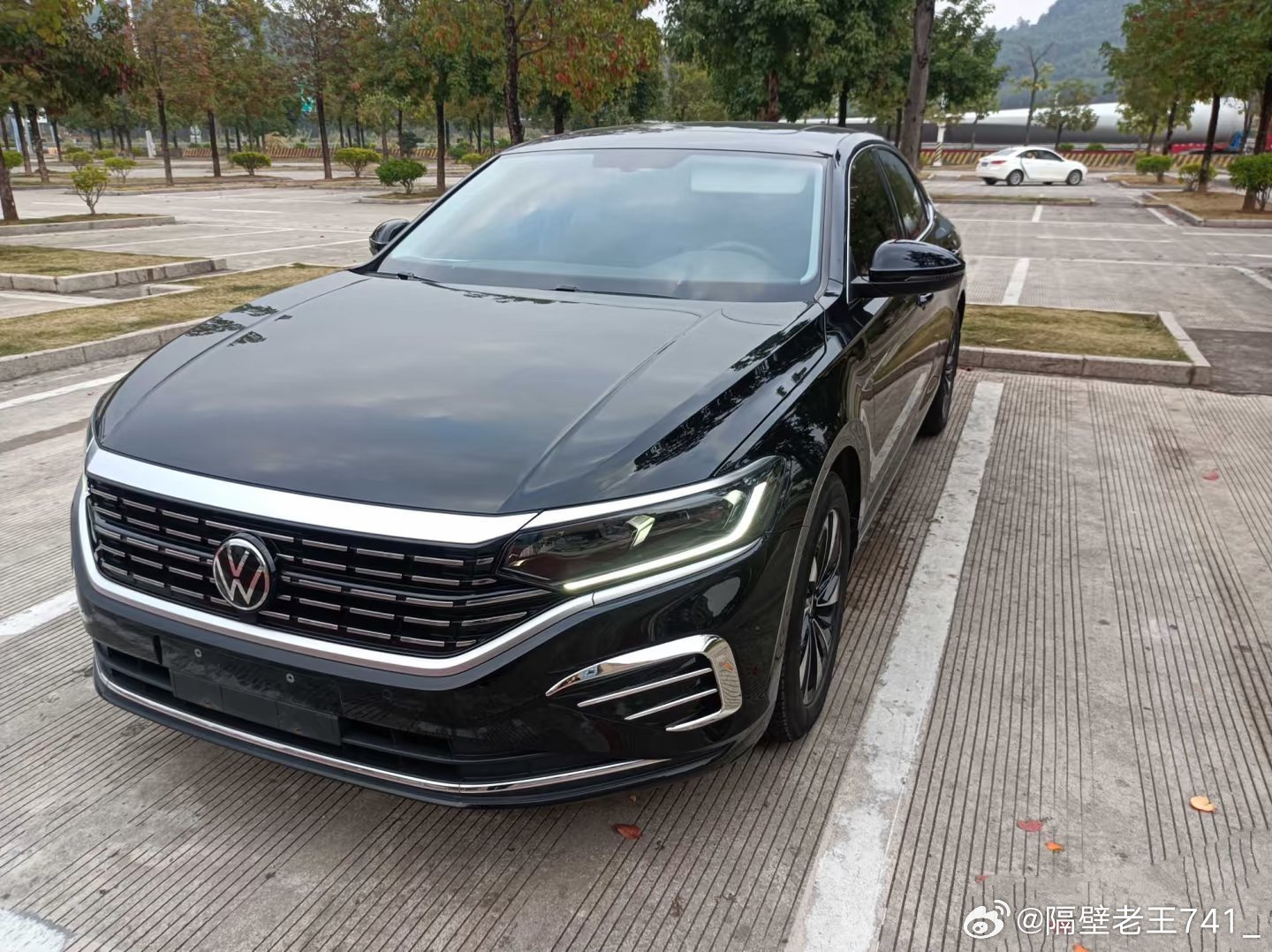 真猛，一下提了俩，佩服#新车##上汽大众##别克gl8# ​