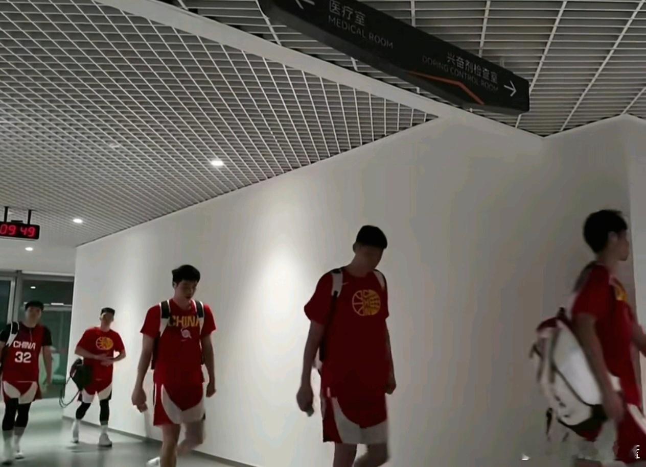 今日辽篮新闻汇总如下:1. 昨晚，辽篮热身赛90‑74胜吉林，吴昌泽1...