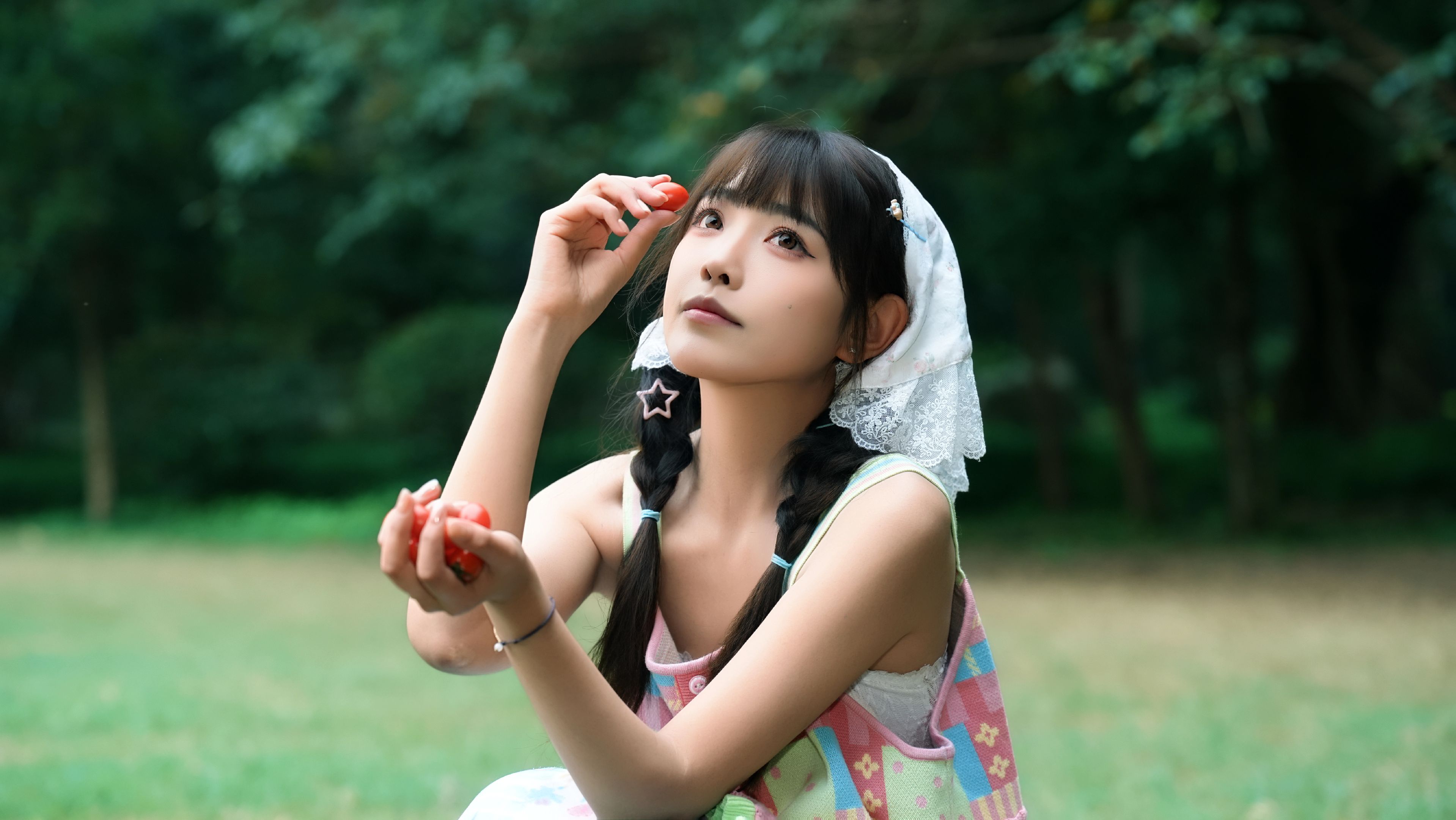 氧气告急！急需公园和好天气来续命！阴天也能拍出阳光少女感照片੭ ᐕ)੭...