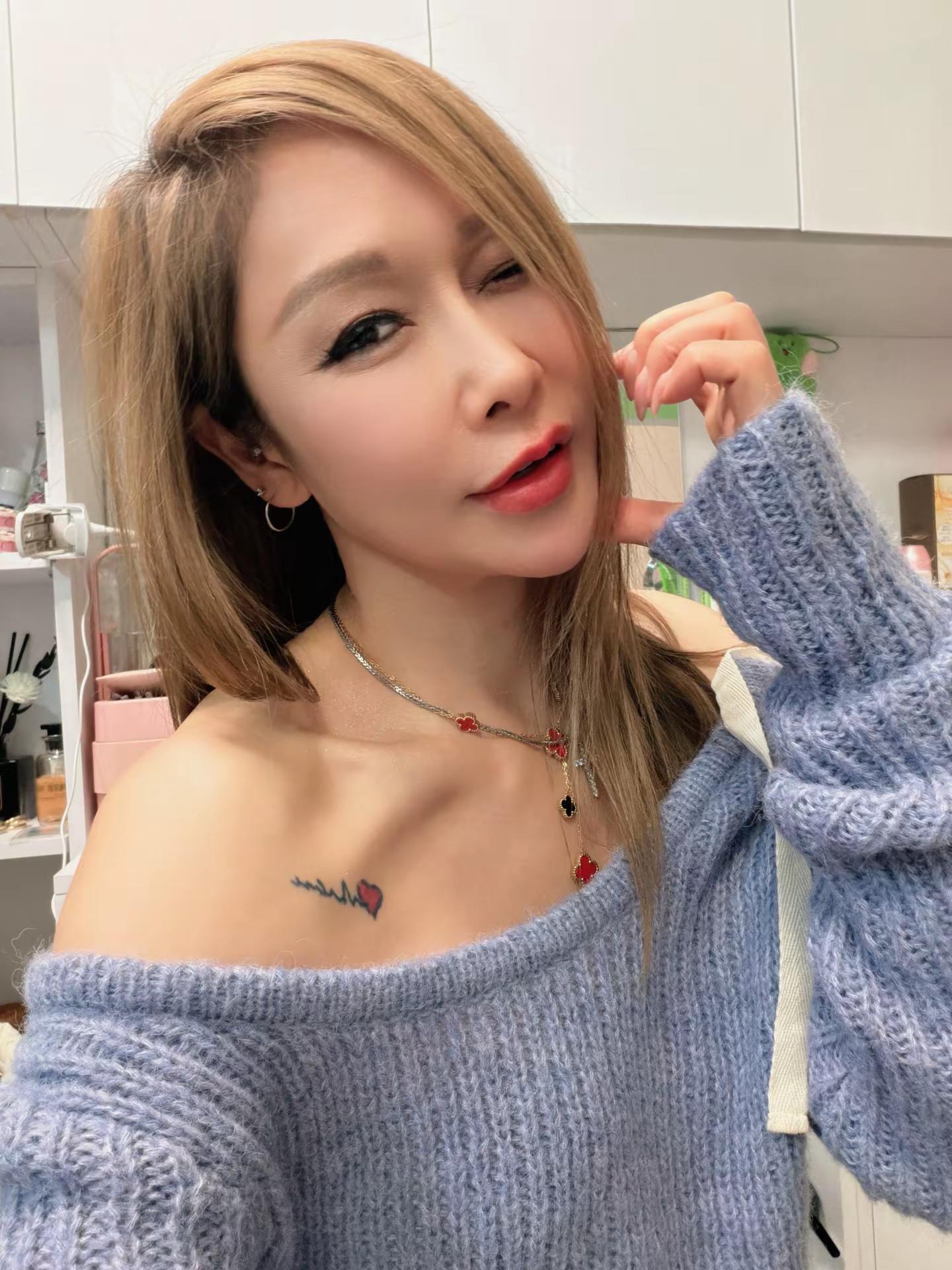 <p>御姐风 酷酷的小姐姐  <!--{img:0}--><!--{i...