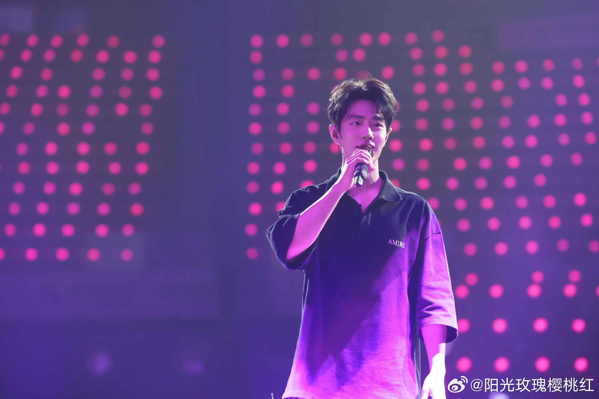 单纯记录给#肖战##董宇辉##雷军# 签到的人数大概多少 ​