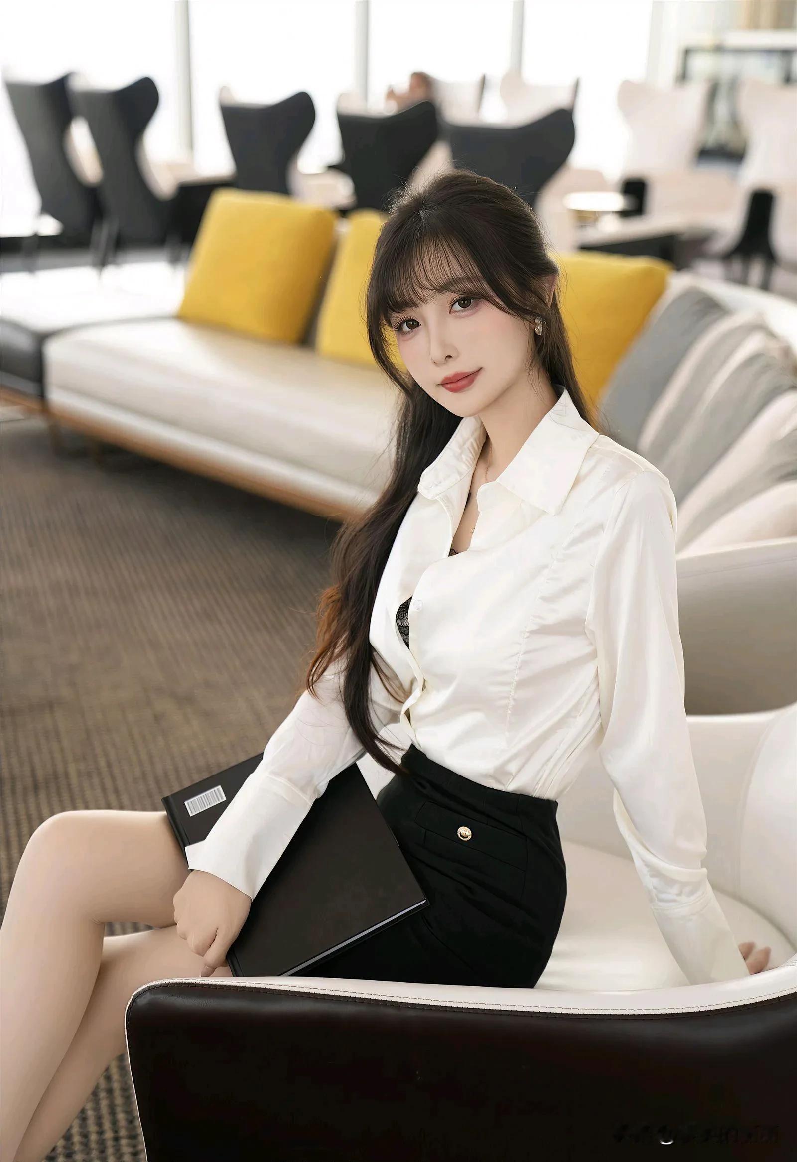 优雅白领风，时尚穿搭指南👠✨～茜然