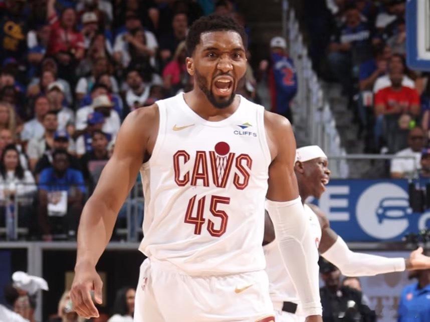 北京时间5月18日，NBA季后赛东部半决赛抢七大战，骑士在客场击溃活塞...