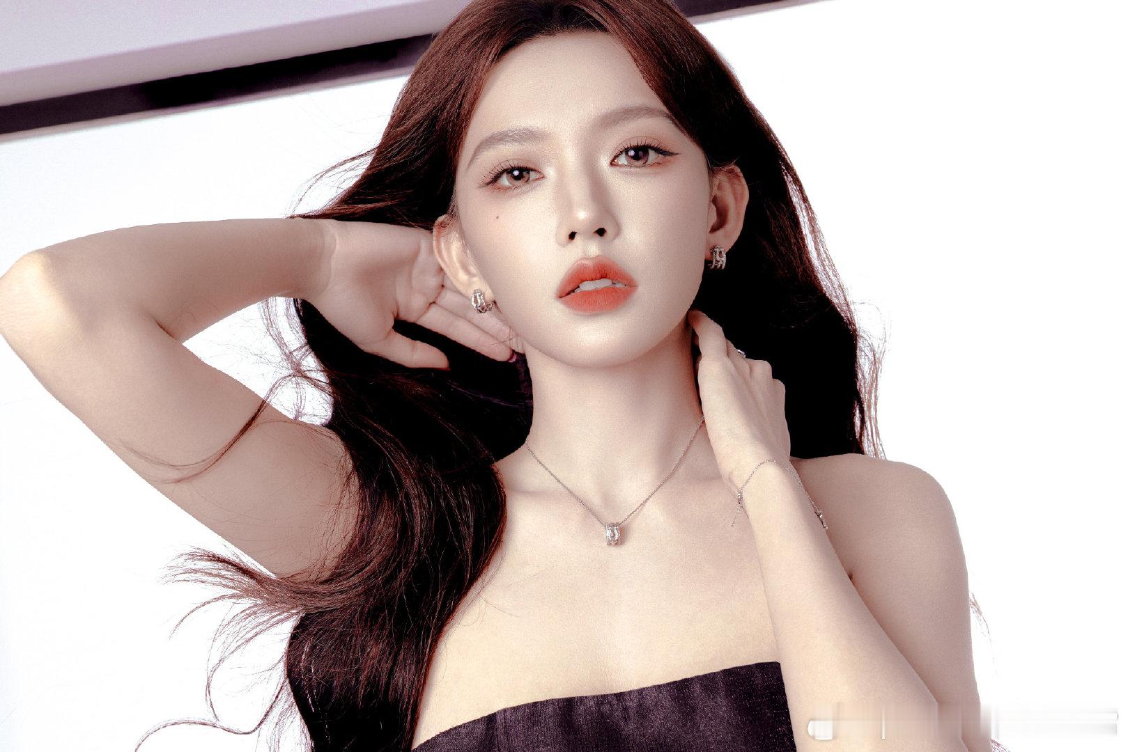 #程潇[超话]#

 你的胆子真是肥嘟嘟的呀！竟然跟我抢姐姐💄

#最新潇息# ​ ​