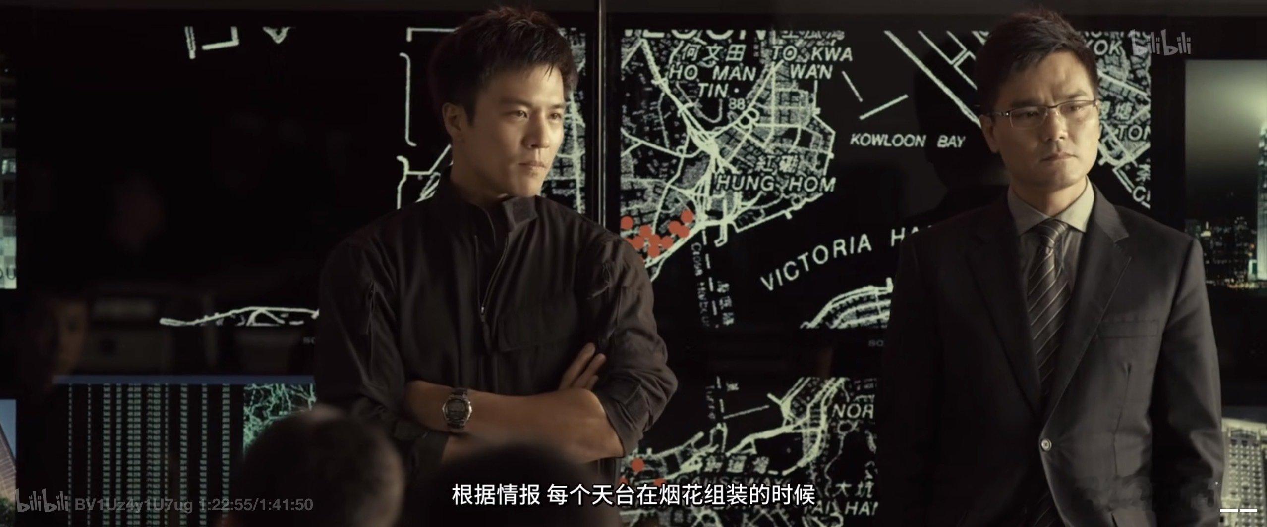 《寒战》（梁乐民/2012/中国香港&大陆）
所有的剧情，似是在为顶楼那一场盛大而荒诞的烟花而服务。
这部电影只是一盘饺子，醋还没出来。
郭富城&安志杰，好型咧[挤眼] ​