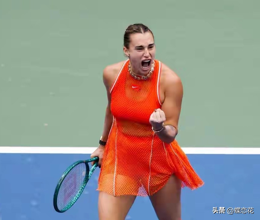 萨巴伦卡2-1击败诺斯科娃晋级美网四强，有5个不得不承认的事实

1、萨巴伦卡真是大心脏，全场比赛两次进入抢七/抢十，她全部拿下，决胜盘2-4落后，更是在抢十3-3后连得3分，抗压能力是真强。

2、萨巴伦卡是真的强，自2021年起，她在美网豪取18连胜，连续6年至少闯入四强。无论状态好坏，她都很难