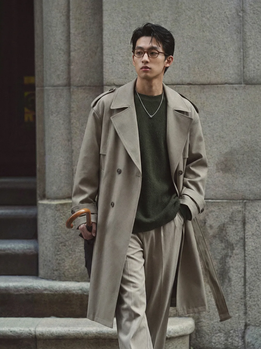 早春通勤男生怎么能少的了一件战壕风衣！