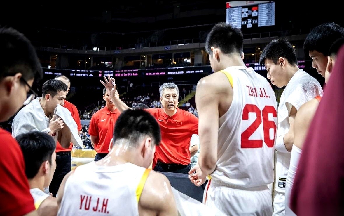 郭士强带队的新一期男篮名单，出来了。 但他上来就立了个狠规矩，一句话...