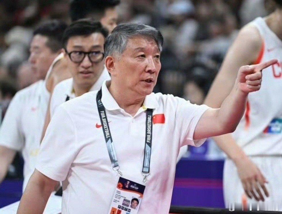 第二场比赛结束，中国女篮82-84再负澳大利亚女篮，手握14分领先优势...