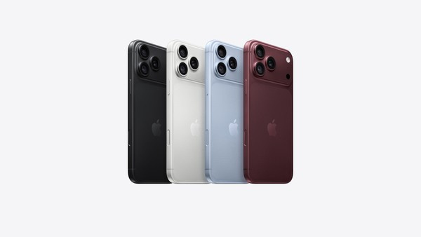 【首批#iPhone18Pro回收价预估#】#华强北商家称iPhone18Pro行情不如往年# iPhone 18 Pro系列两款机型发售在即，不少手机商家已开始为新机开售做准备。此次iPhone 18 Pro新机售价9999元起，将于9月18日正式发售。

多名华强北的手机商家表示，发售首日的iPhone 18 Pro系列新机都会回收，但具体的回收价 ​