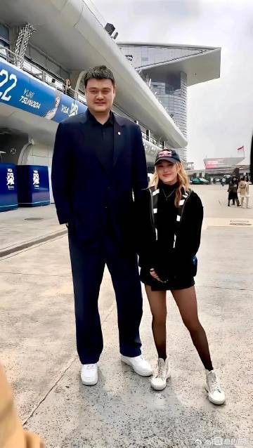 说真的，你们会羡慕姚明的身高吗？