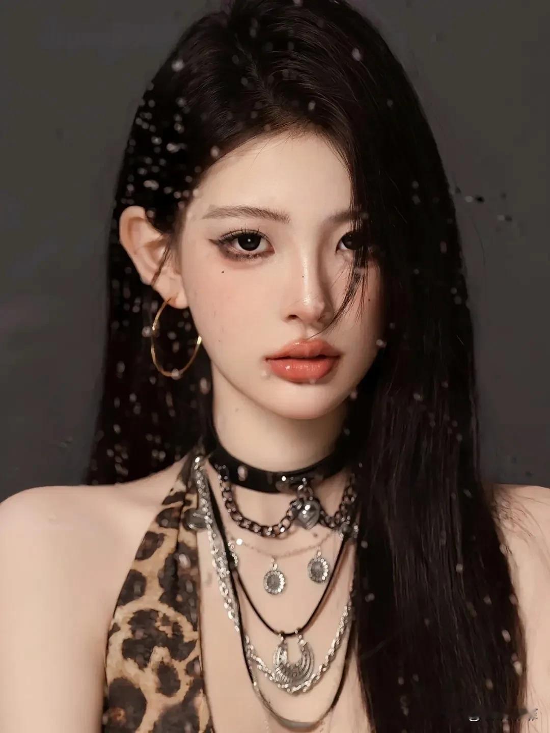 豹纹狂野美女美腿