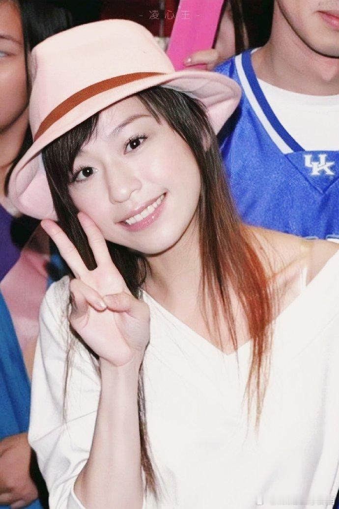 #王心凌[超话]# 今日份考古[心][心][心] ​