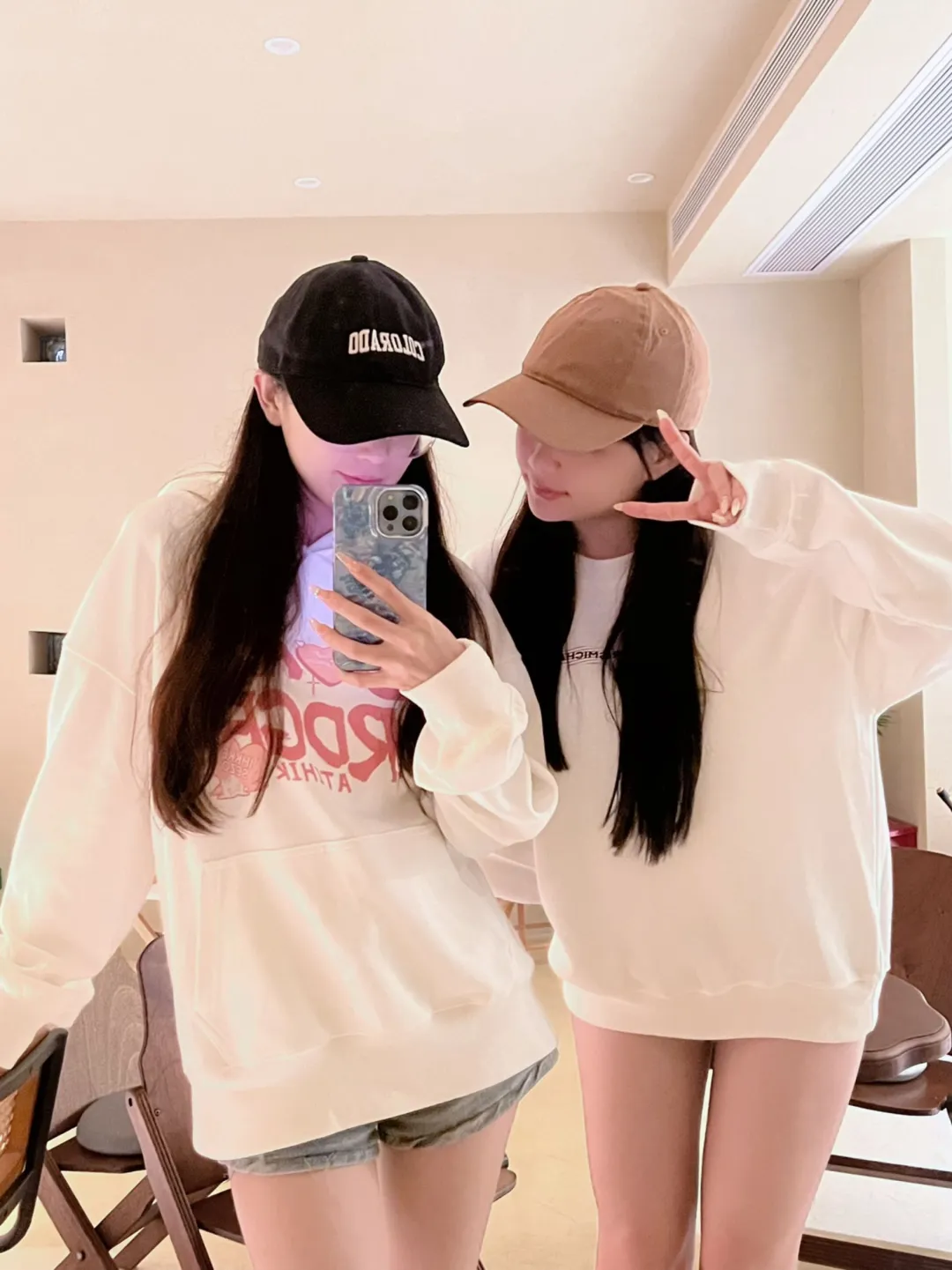 一起穿秋装的姐妹真的绝了🍂