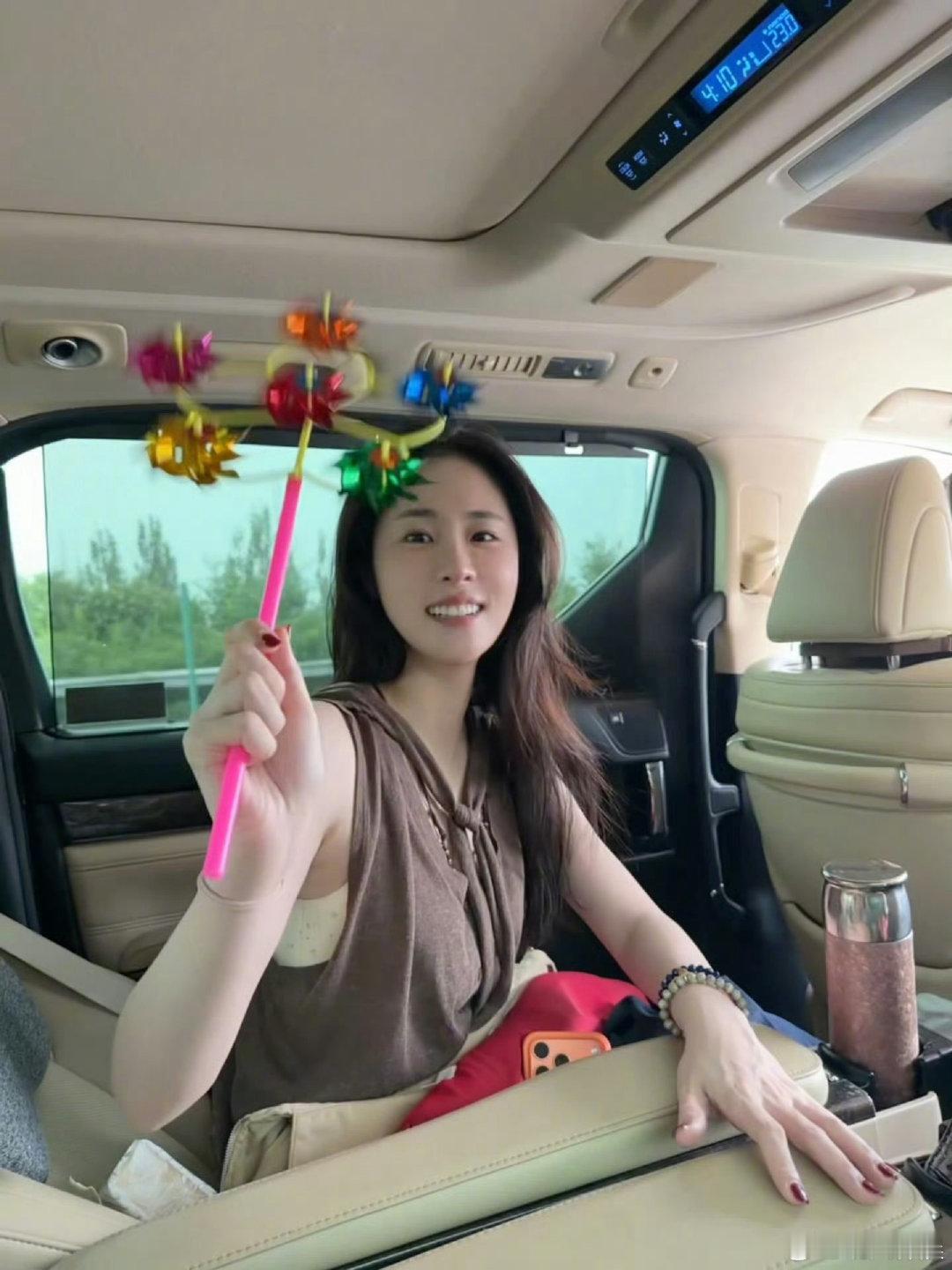 #张碧晨[超话]# 世界奇奇怪怪  碧晨可可爱爱 ​