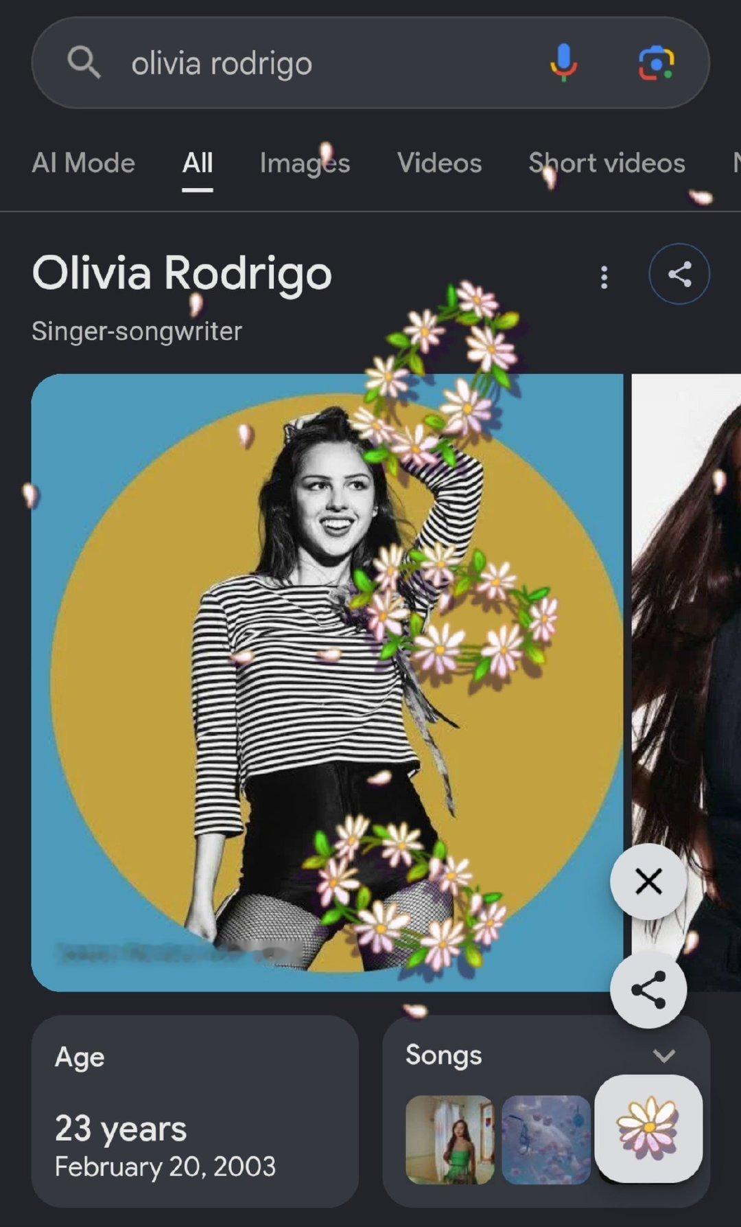 #oliviarodrigo[超话]#
在Google搜索Olivia Rodrigo后，屏幕上会掉落雏菊花冠和花瓣。 ​