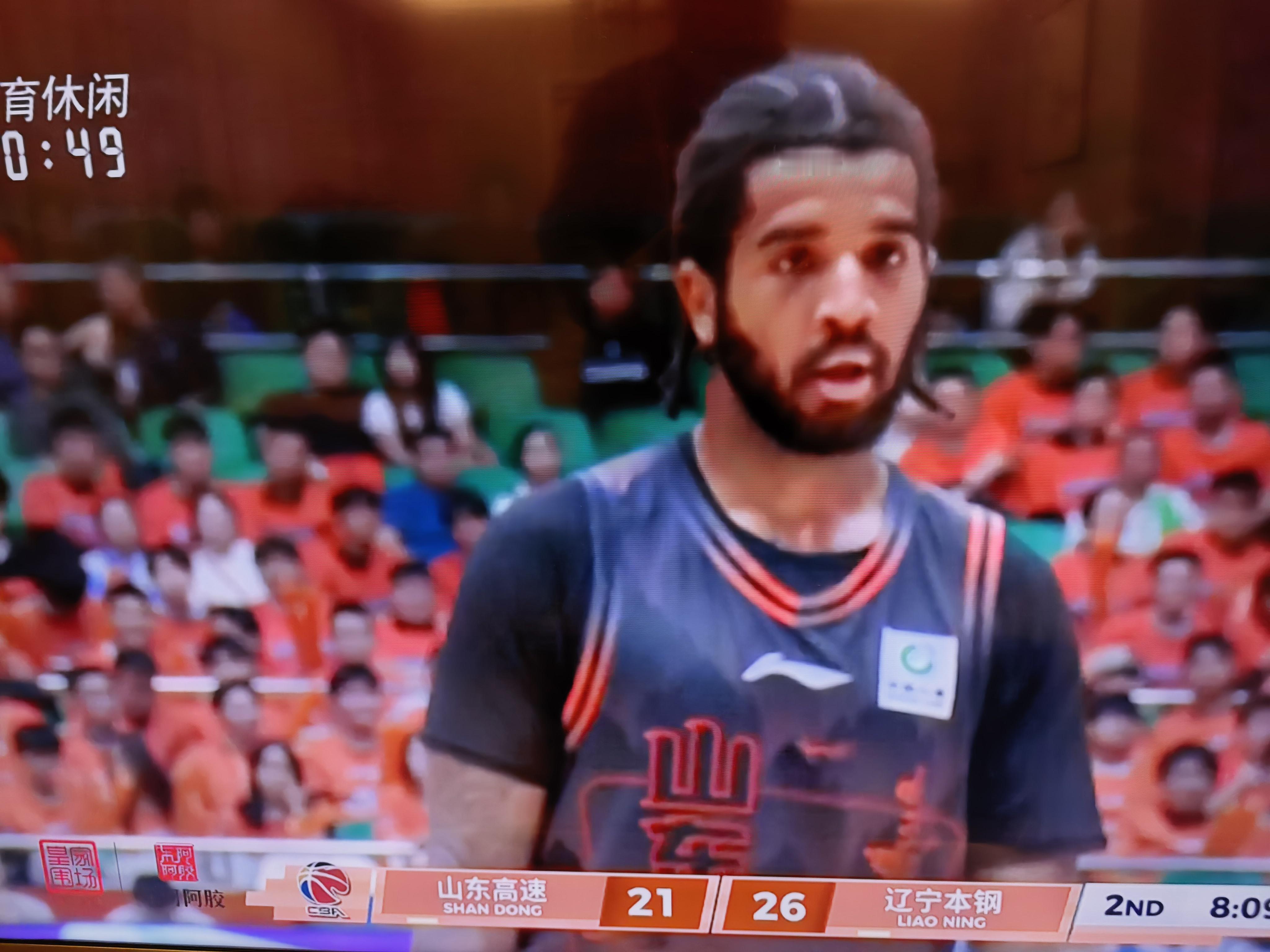 山东高速男篮要想跨过季后赛第一轮押宝必须押克里斯？      赛前，山...