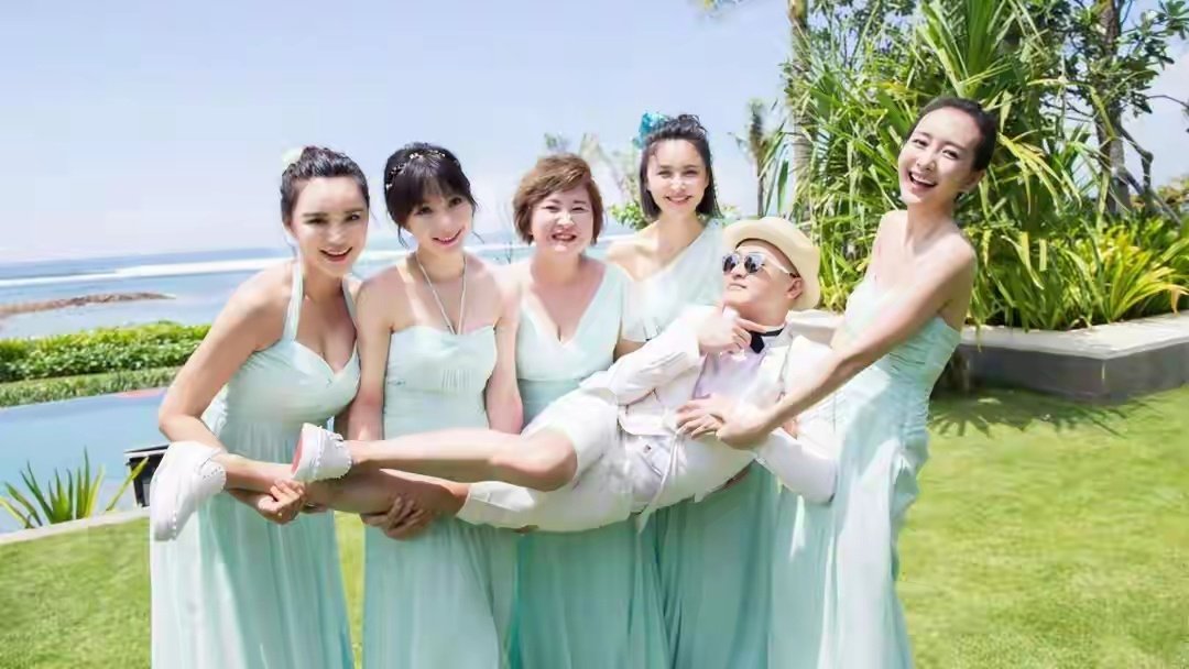 还记得包贝尔的婚闹事情吗？结果却让受害者柳岩先站出来道歉 ​