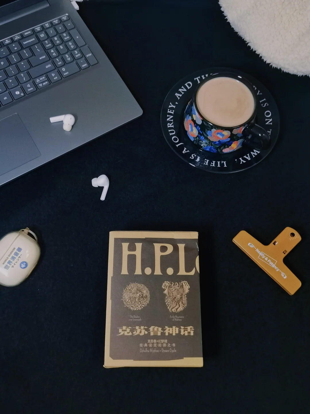 新手必看！这套克苏鲁神话一看一个不吱声