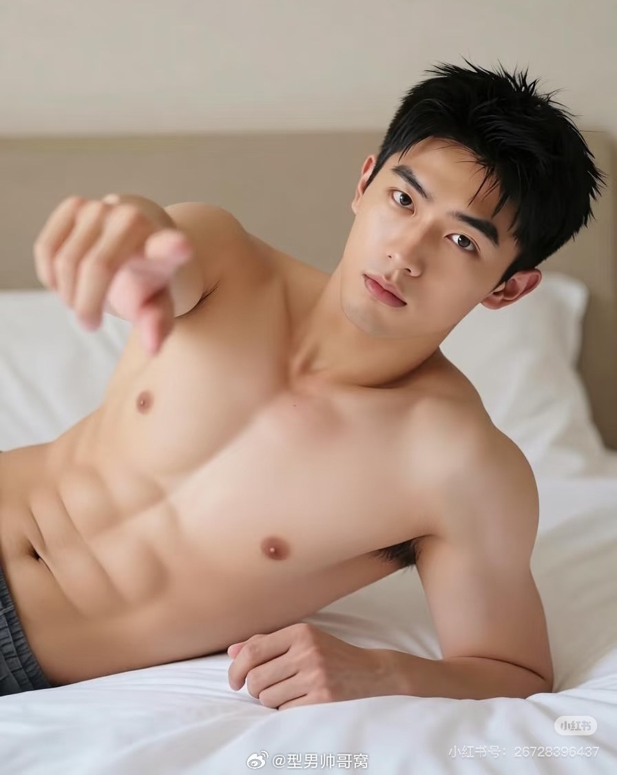 型男帅哥窝[超话]  阳光帅哥 ​​​