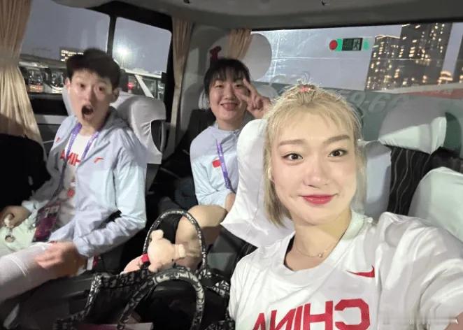 李梦：在运动员村过上了特殊的中秋节，今晚赛场见  更多评分和资讯戳：网...