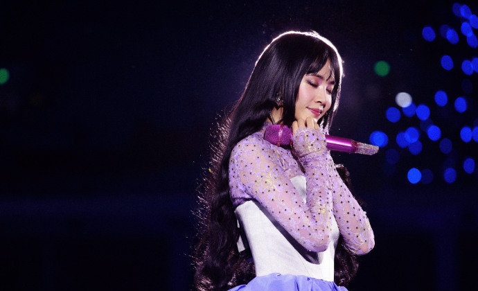 蔡依林pleasure巡回演唱会广州站，蓝裙如翼，舞台封后！ ​​​