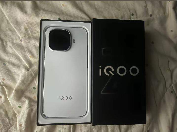 年少有为用iQOOiqooz11turbo