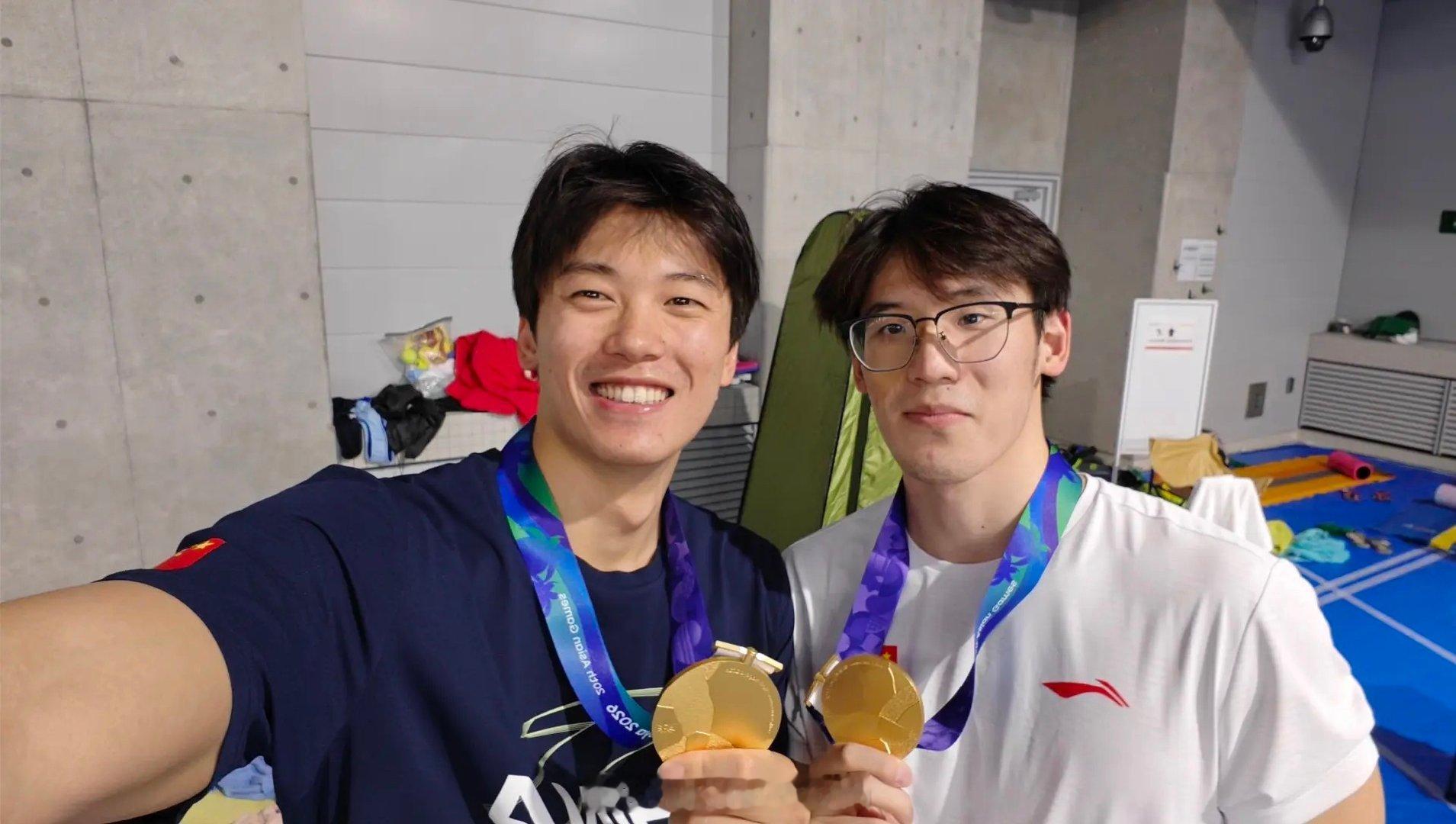 9月21日 东京

顺顺的金牌🏅

#汪顺# ​