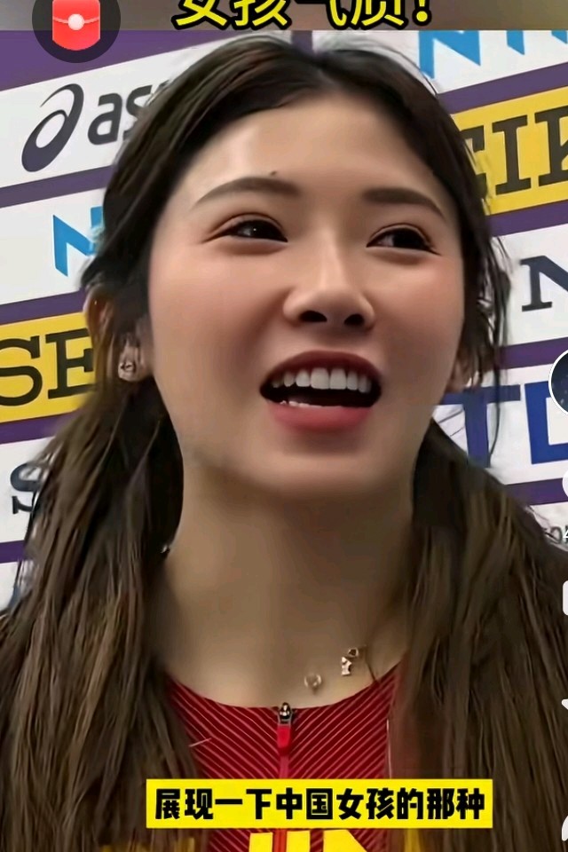 吴艳妮参加全运会，她说扎个双马甲吧展示一下中国女孩的个性，她说比赛造型都是提前设计好的，不是特意制造话题，没给国家队丢脸