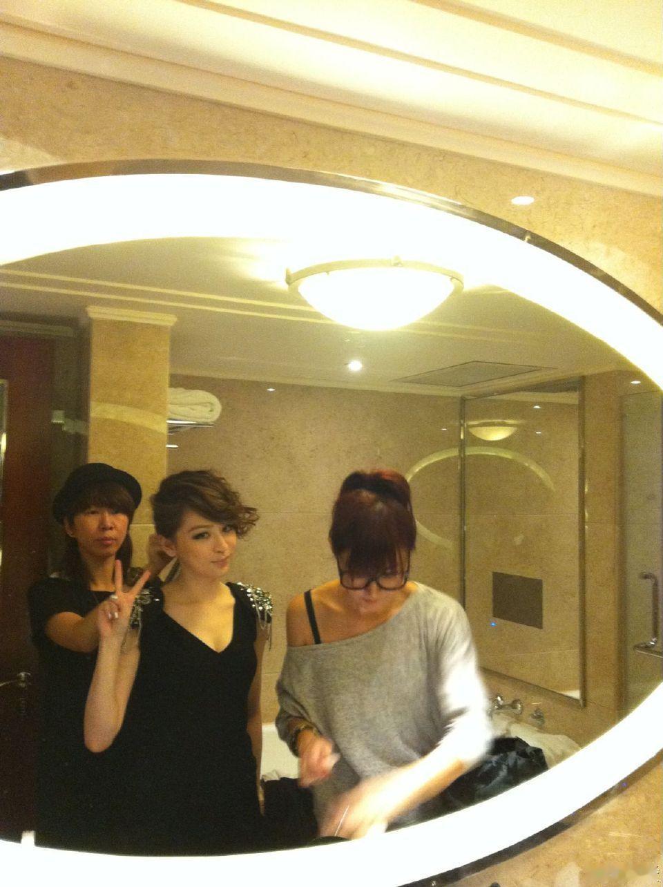 #王心凌[超话]#  2011的黏黏凌唷 ​
