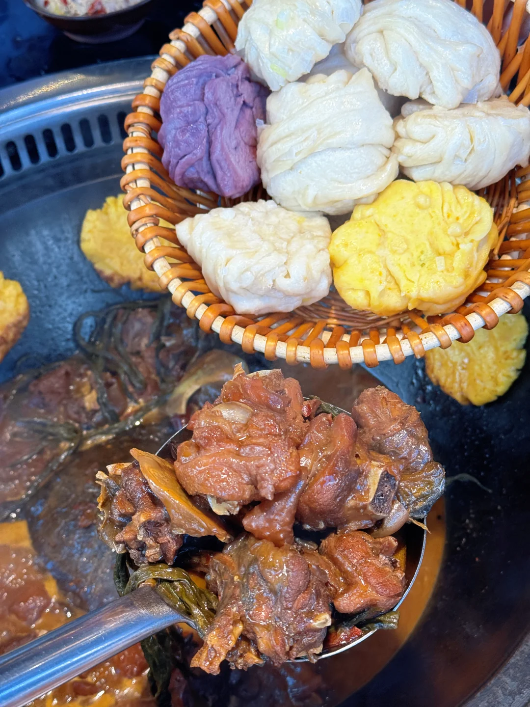 的确是东营数一数二好吃的铁锅炖了