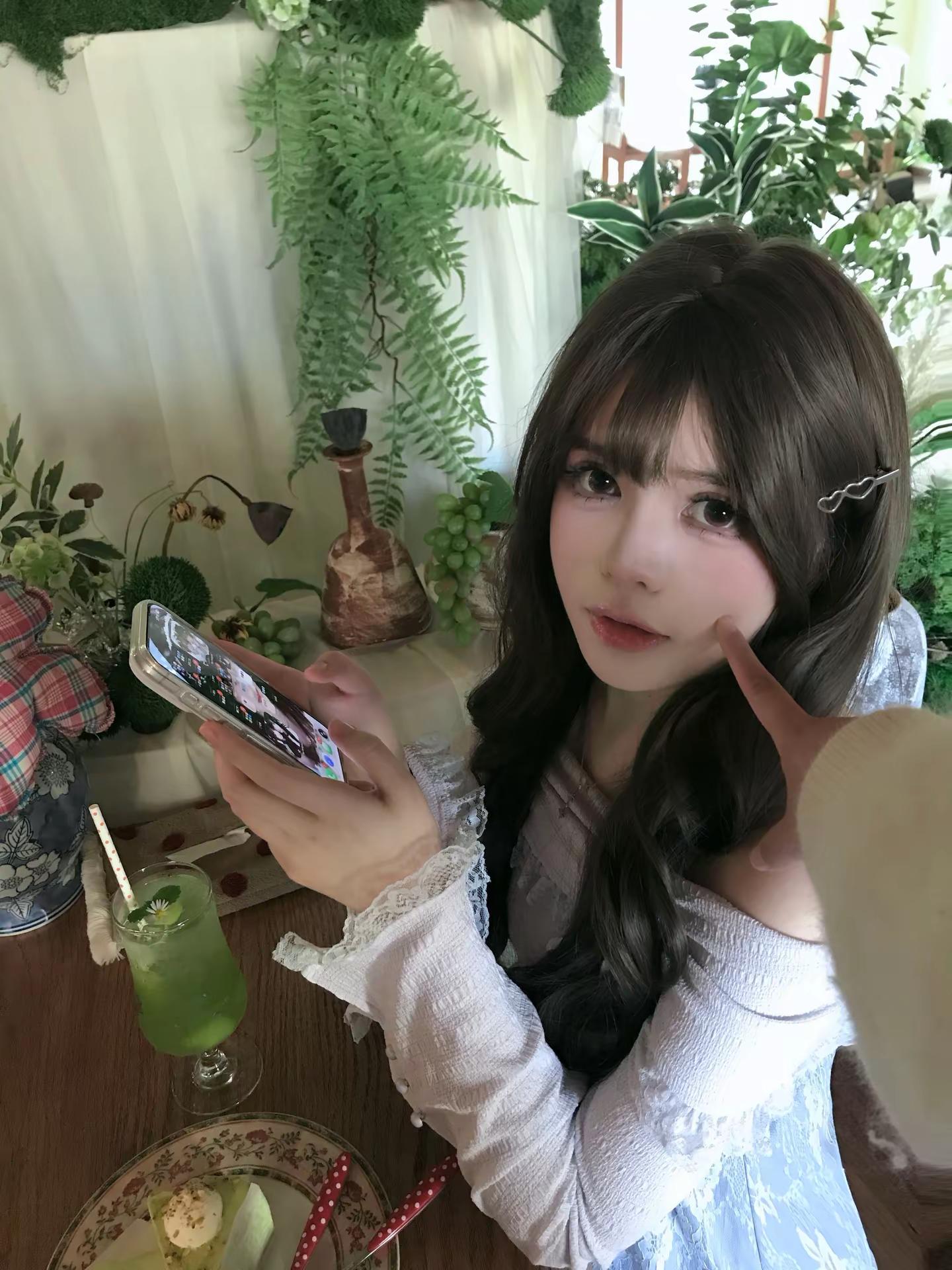 场景也习惯我们来回拉扯。