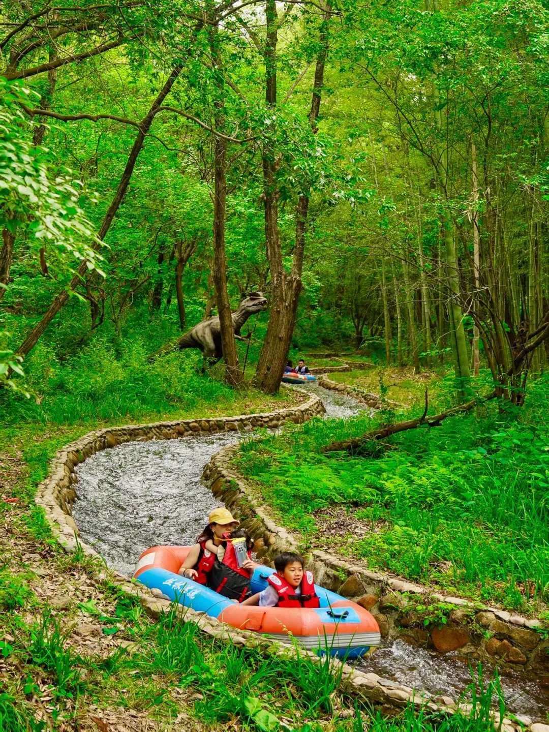南京1h，我发现了好玩不晒的梦幻丛林漂流🥹