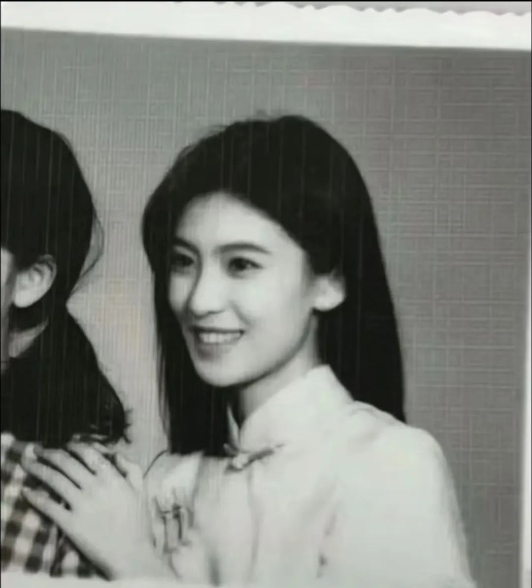 普通人到底可以漂亮到什么程度？？？ 你们现实中有见到过那种一眼沦陷的大...