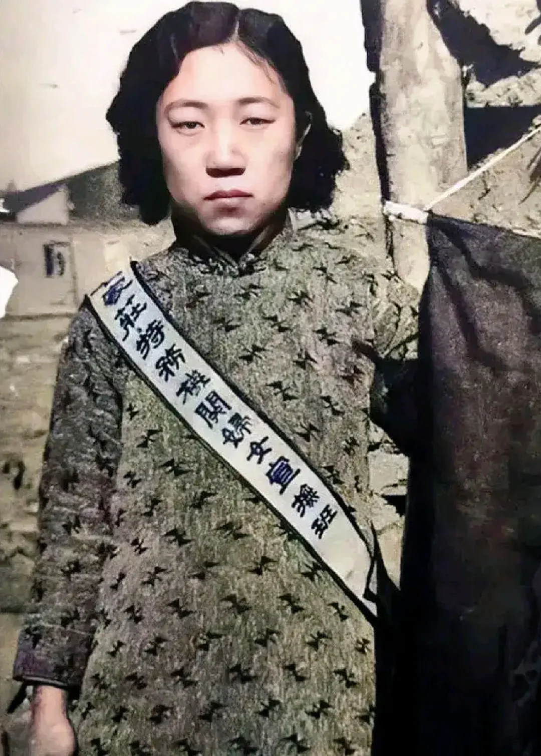 记住这张肮脏“汉奸脸”，这些人比日伪可恨