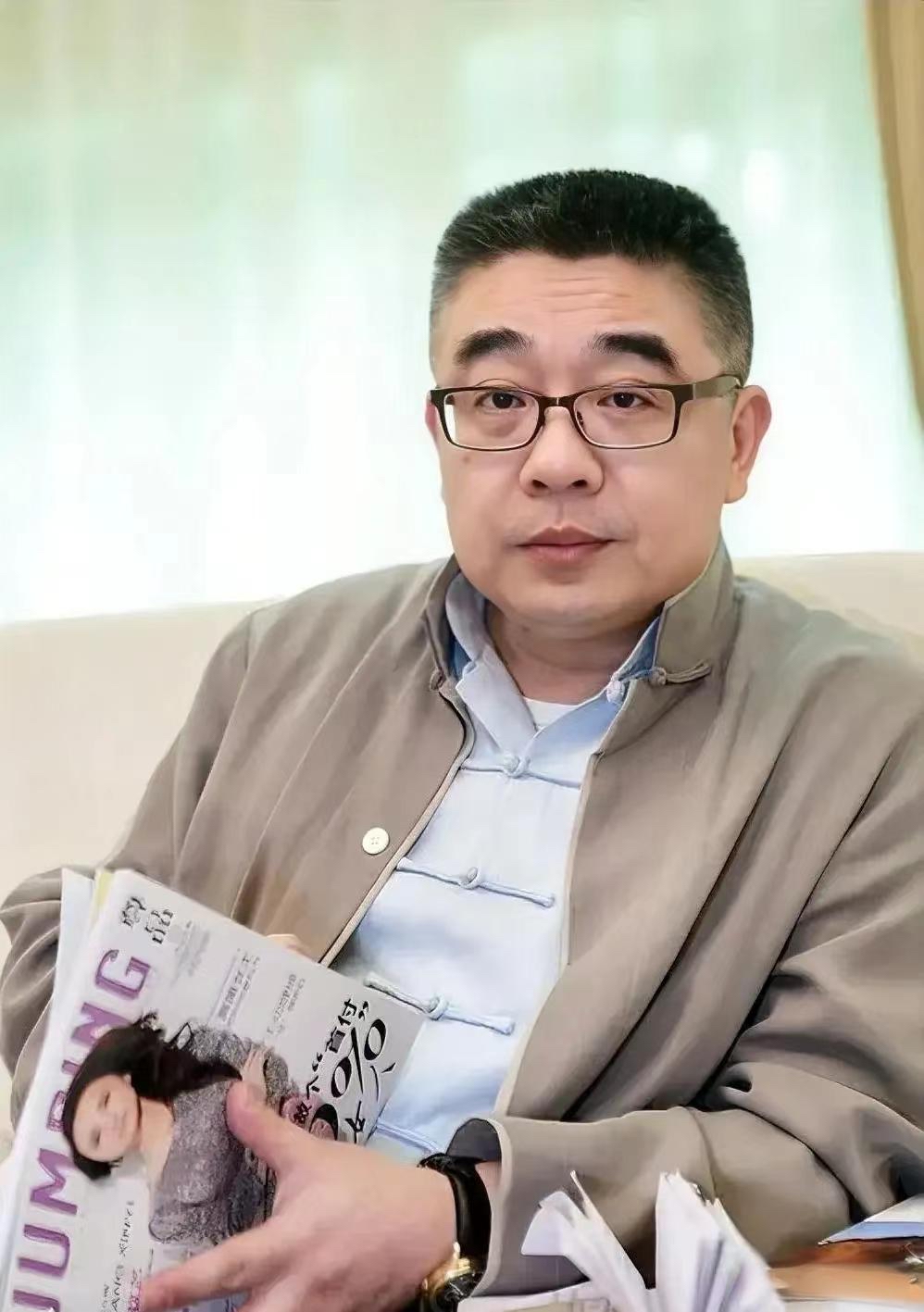 复旦大学钱文忠曾顿悟感言：“我们终有一死，短短数十年转瞬即逝，最终会彻底消散在这