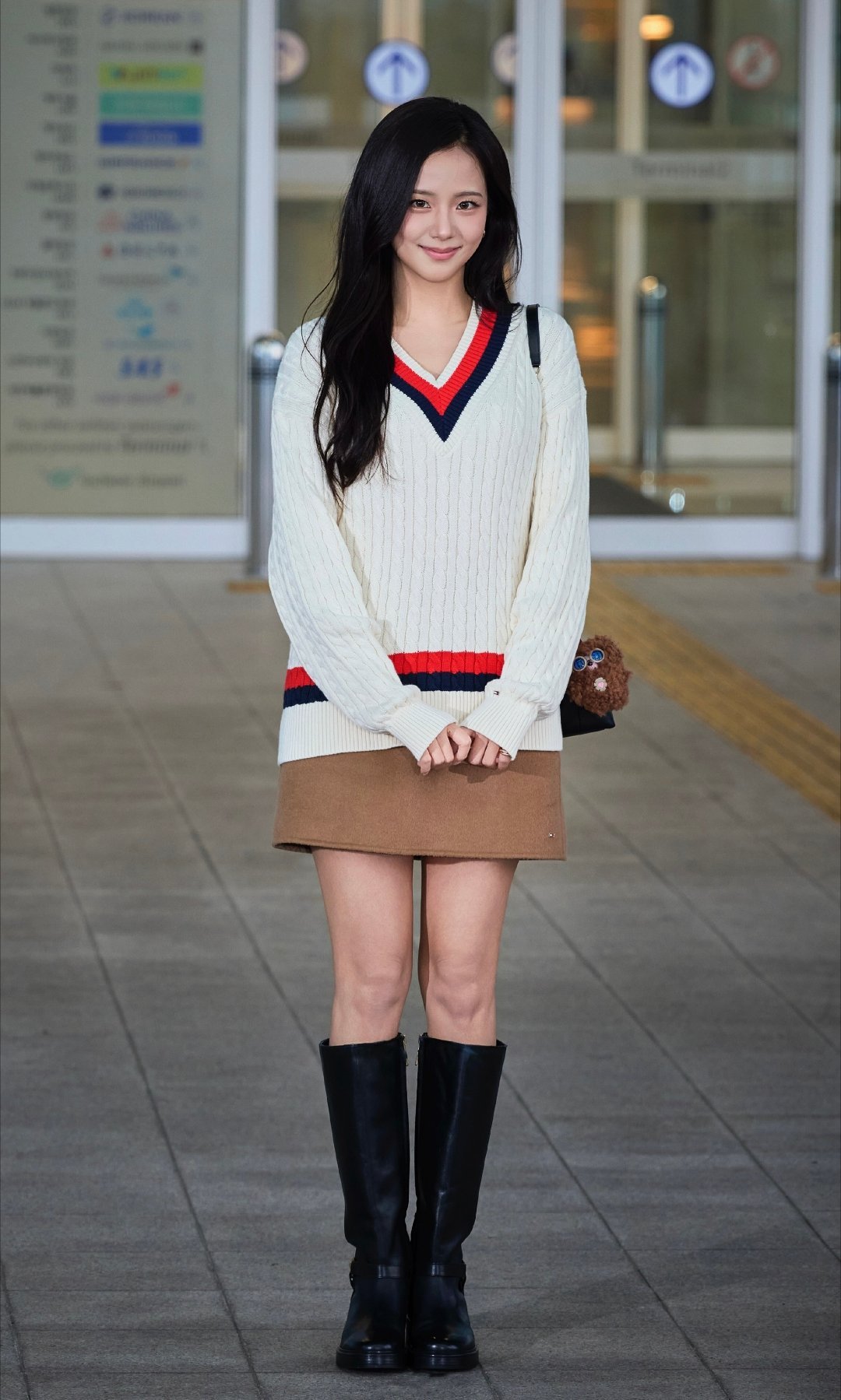 #JISOO[超话]#好美萌[爱慕] ​