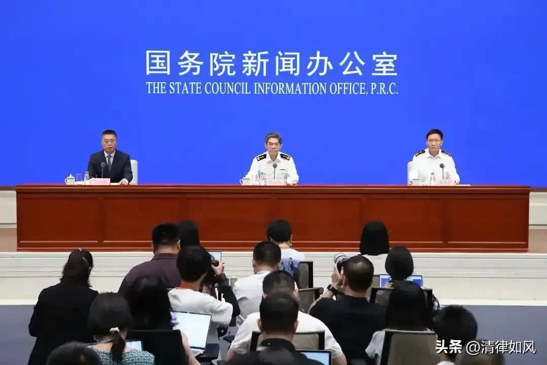 中央政法委：推动扫黑除恶常态化，务实推进政法队伍从严建设！

扫黑除恶常态化工作