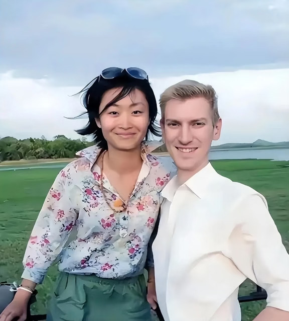 敬一丹女儿