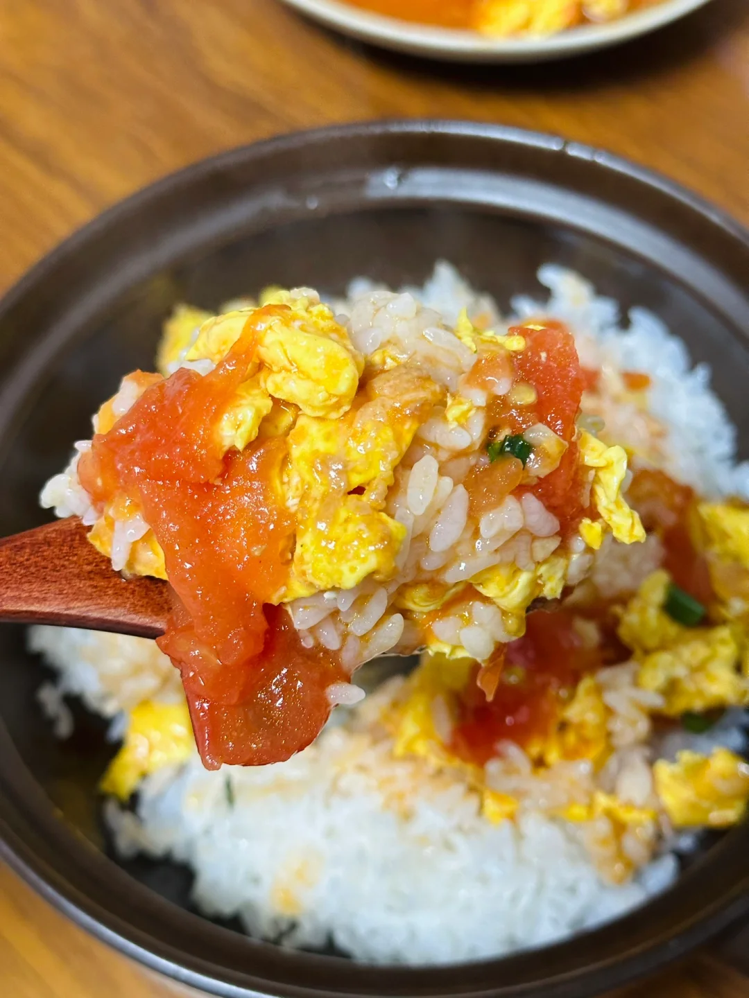 番茄炒蛋汤汁拿来泡饭也太好吃了吧
