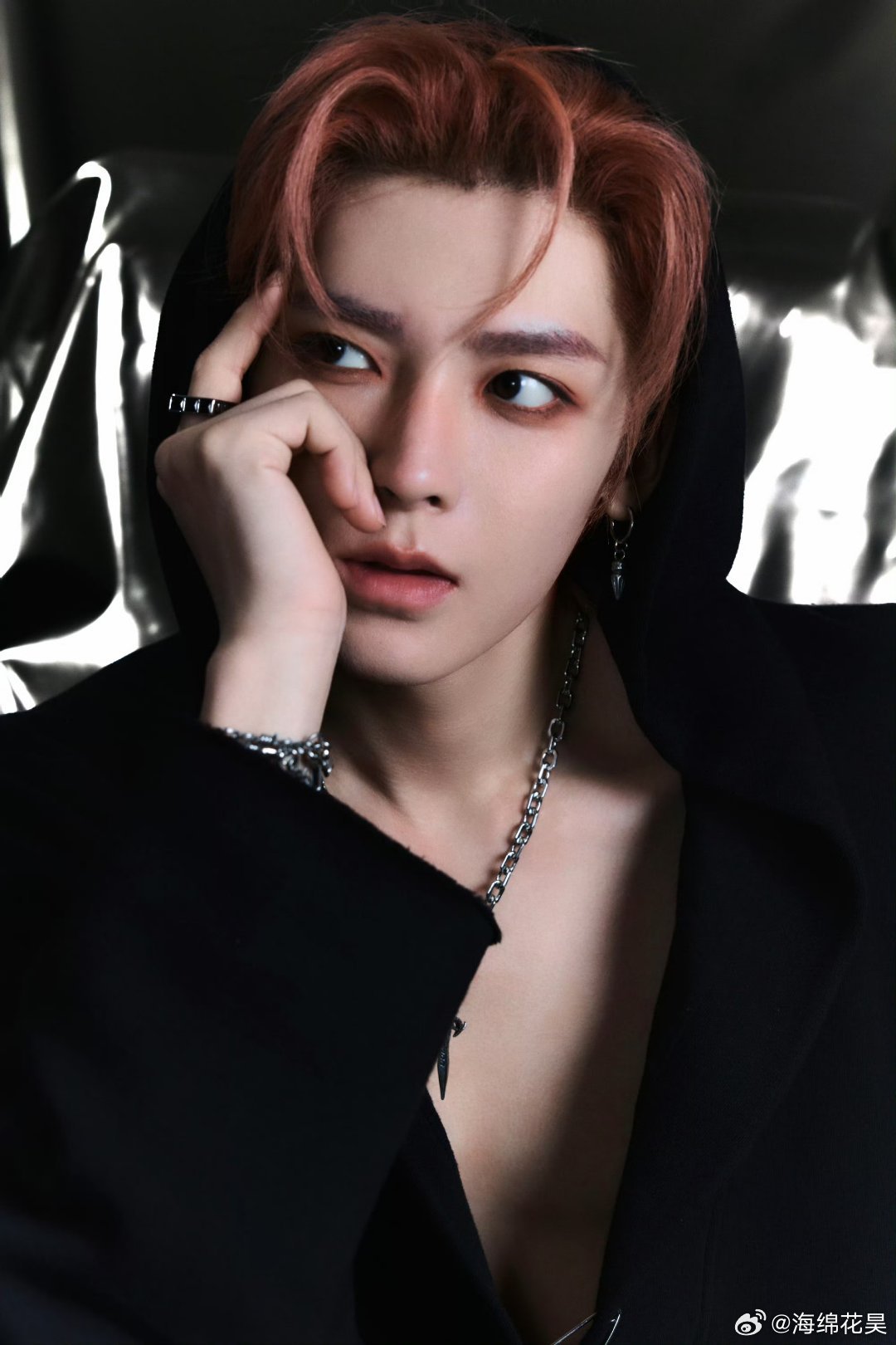 #侯明昊[超话]# 宝宝们深交么 ​