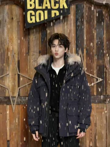 撅嘴想让我亲了是吧