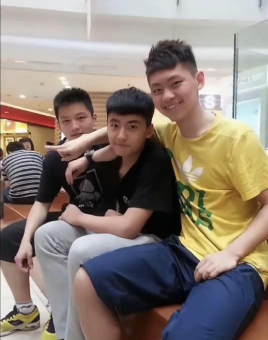 樊振东