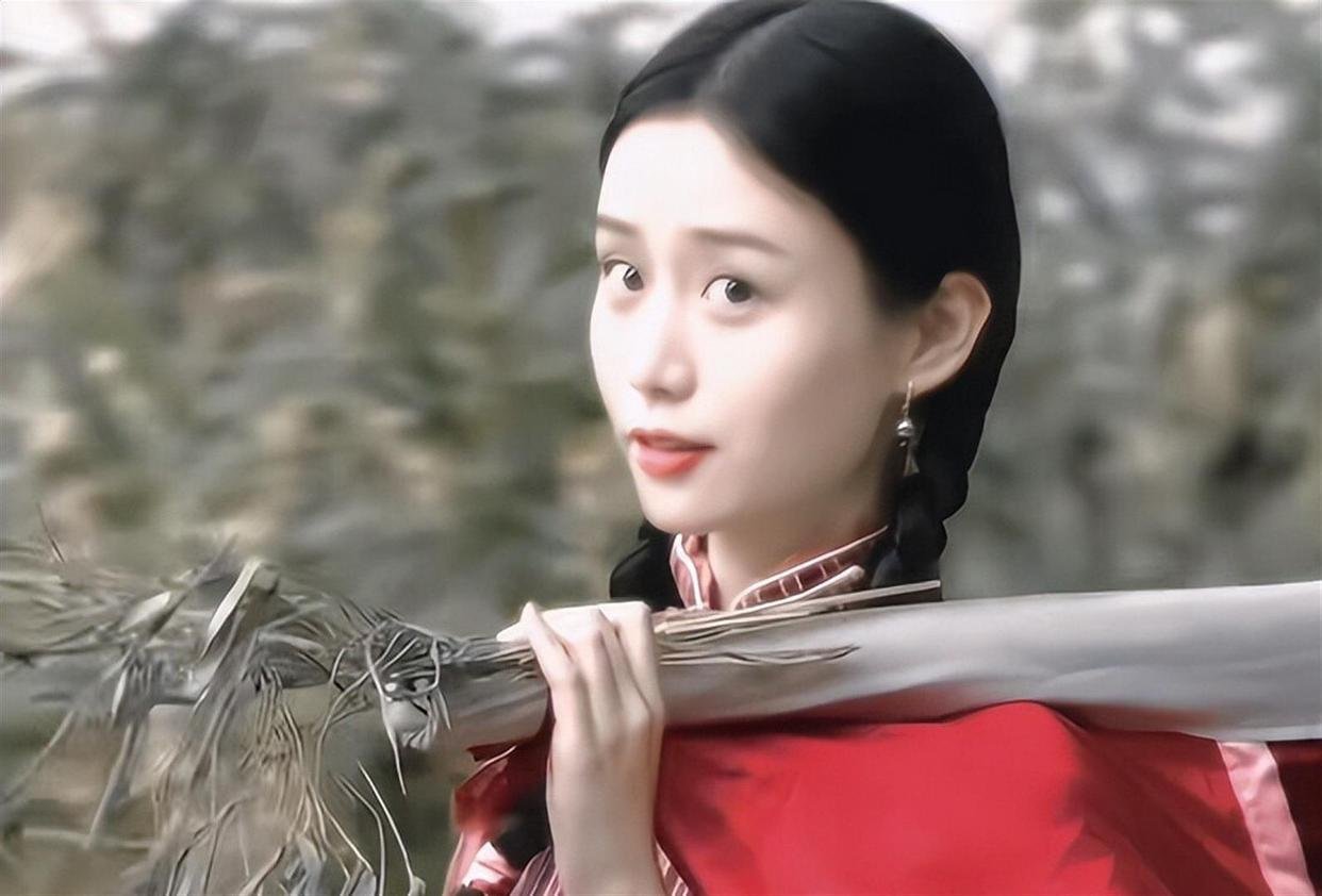 曝王晓慧怀孕！已婚身份确认，路演时已有孕，红毯复出脸部浮肿早有迹象 ​
